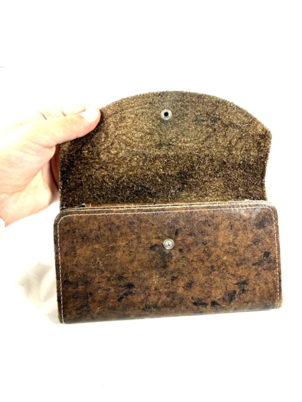 Cowhide Brazil Tooled Brown Leather Wallet - Picture 3 of 15